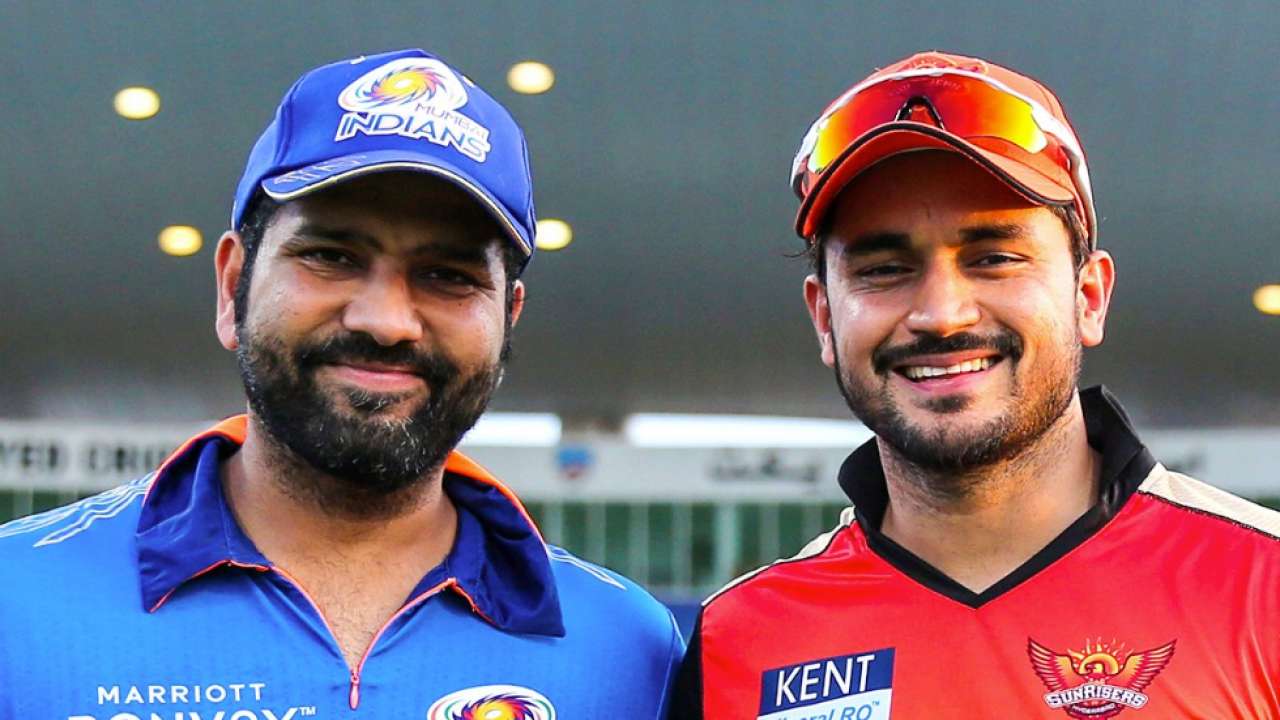 Rohit Sharma and Manish Pandey before the match