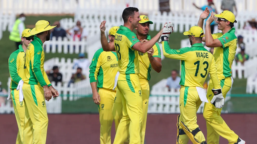 Australia celebrating after taking wicket
